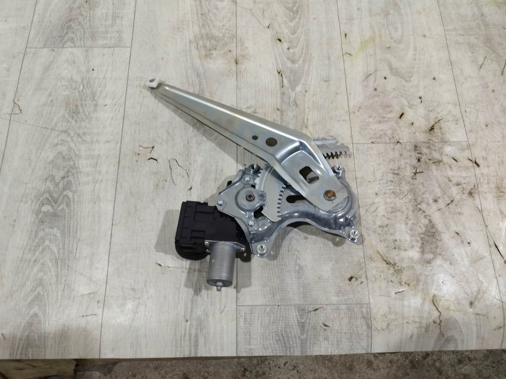 фото №1, Toyota camry viii xv70 2017- подъемник стекло левый задняя