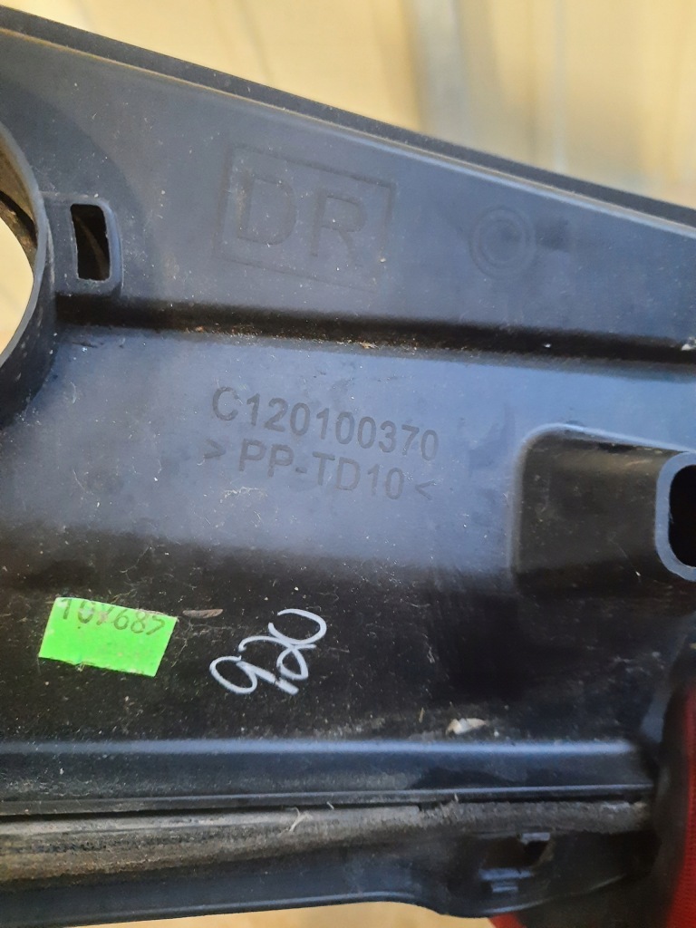 фото №11, Subaru outback 15- жабо пластиковий 91411al04a usa