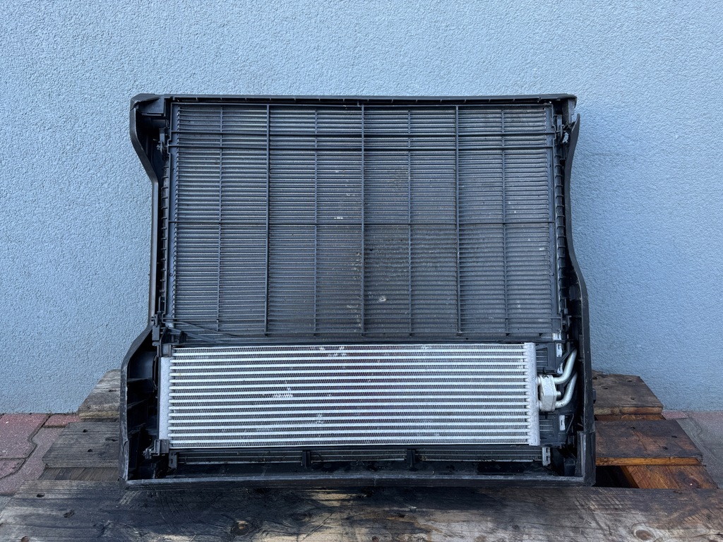 фото №1, Bmw x5 g05 45e комплект радіатор оригінал