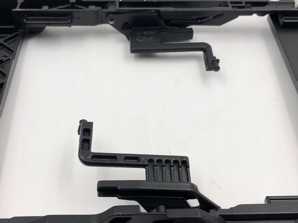 Набор ремонтный люк левый правый do mercedes g w463 s w126 с Разборки