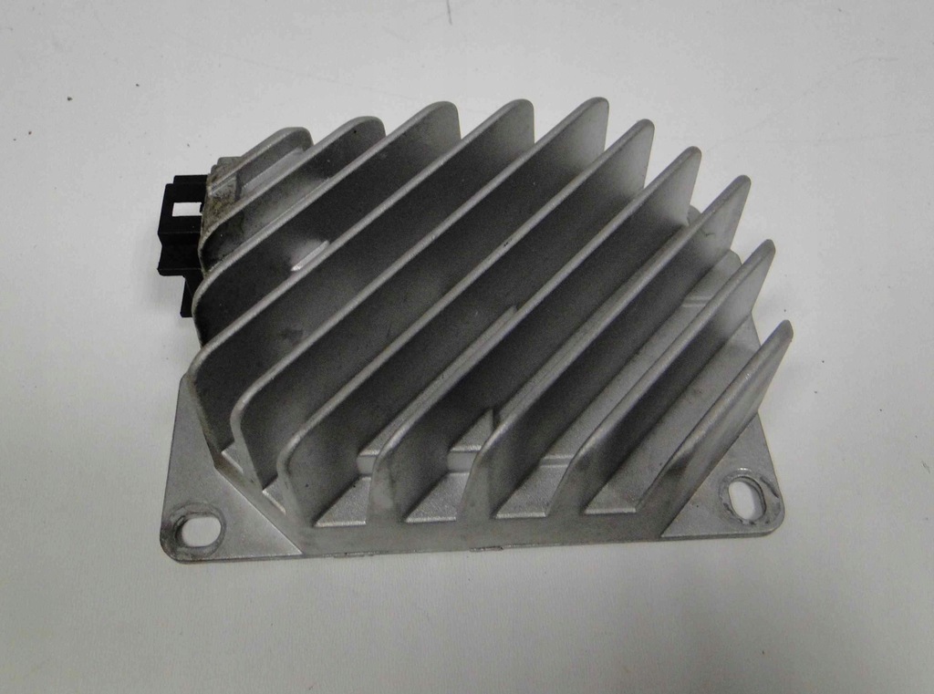 фото №9, Mercedes gls x167 167 усилитель hi-fi harman