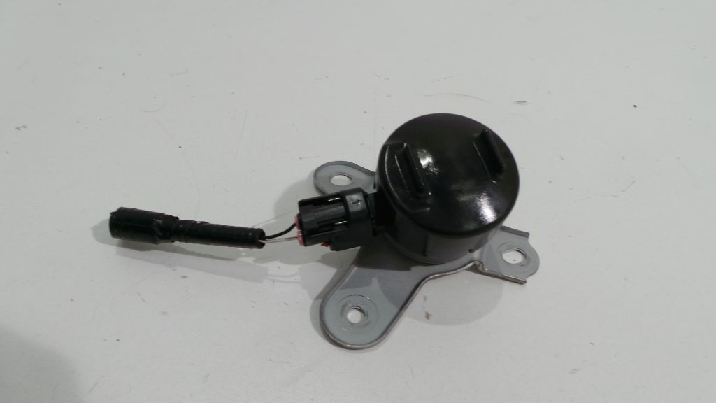 фото №1, Lexus is 300h 200t 2.5b 2016r датчик модуль датчик