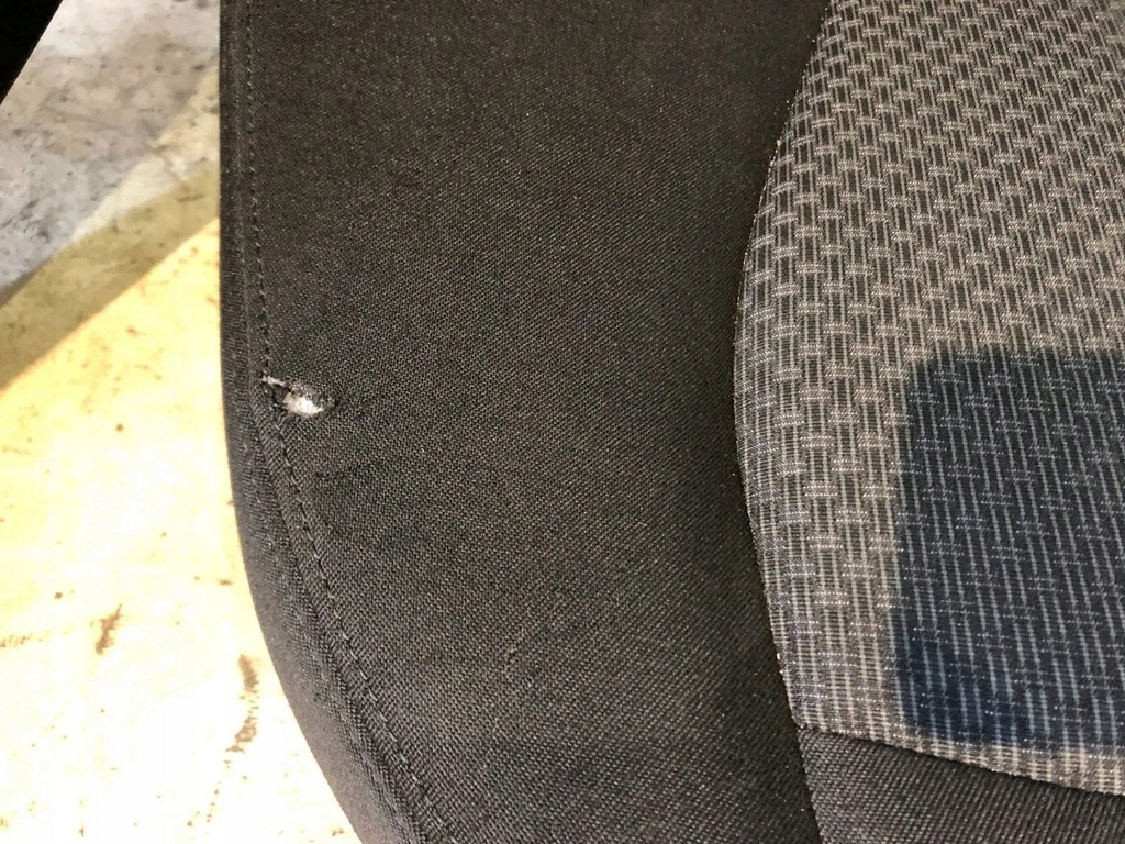 фото №12, Сидіння оббивка bmw 1 f40 матеріал механічна коробка передач