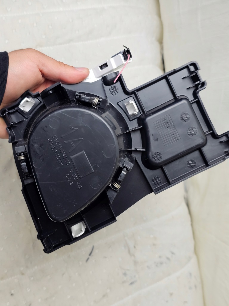 фото №7, Захист кронштейн na чашка напої cup тримач hyundai chr c-hr 55618-f4010