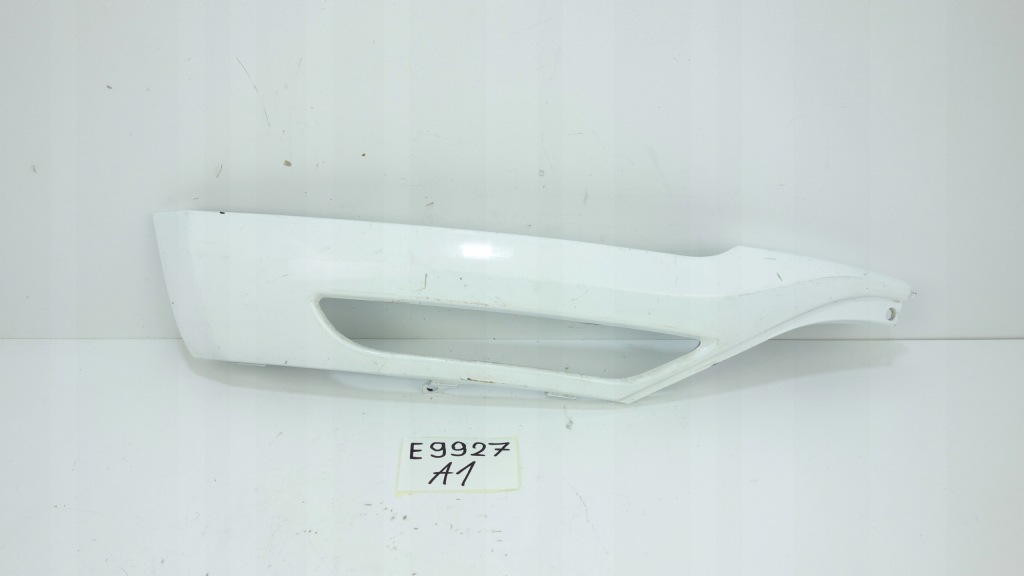 фото №1, Jaguar e-pace x540 2017- решітка радіатора решітка бампера правий перед m9c3-17b875-a