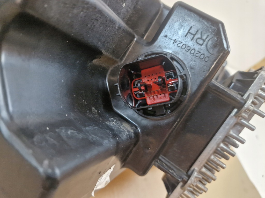 Jaguar e pace x540 фара передняя правый  full led перед оригинал с Разборки