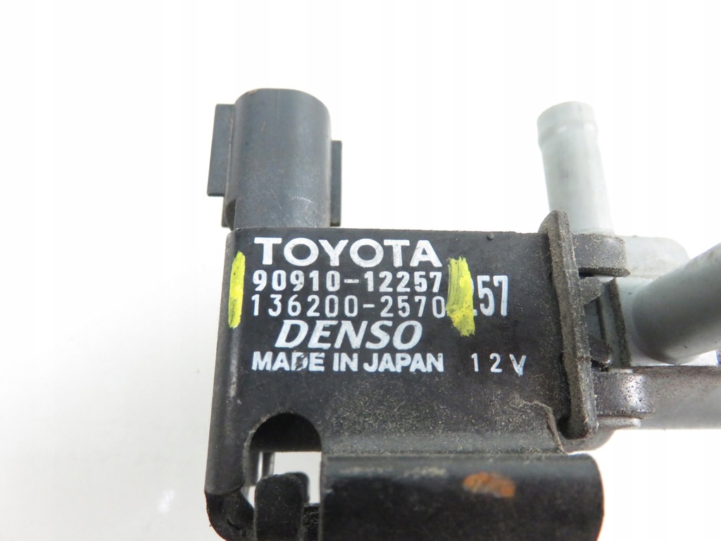 фото №5, Клапан вакууму corolla verso e12 136200-2570