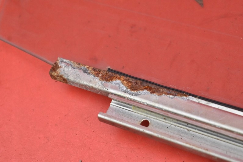 фото №5, Стекло боковая левая задняя задняя suzuki sx4 1 i sedan 06-14