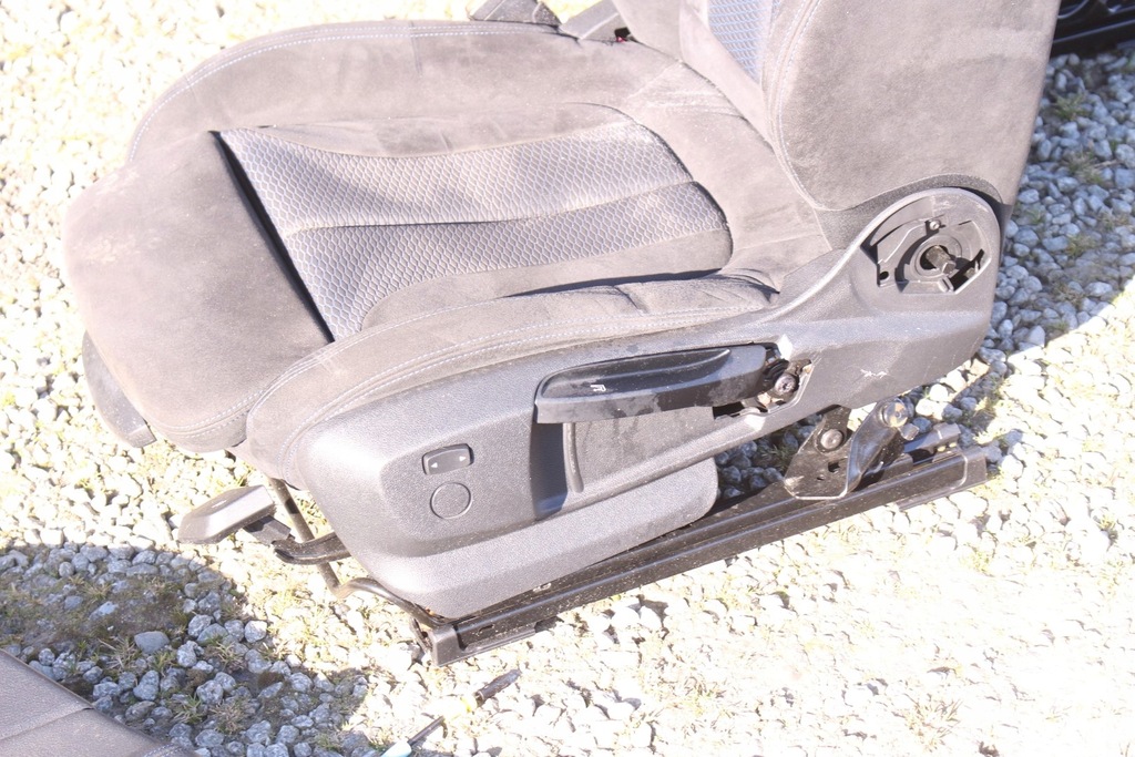 фото №8, Сиденья заднее сиденье alcantara bmw x1 f48 m-pakiet eu