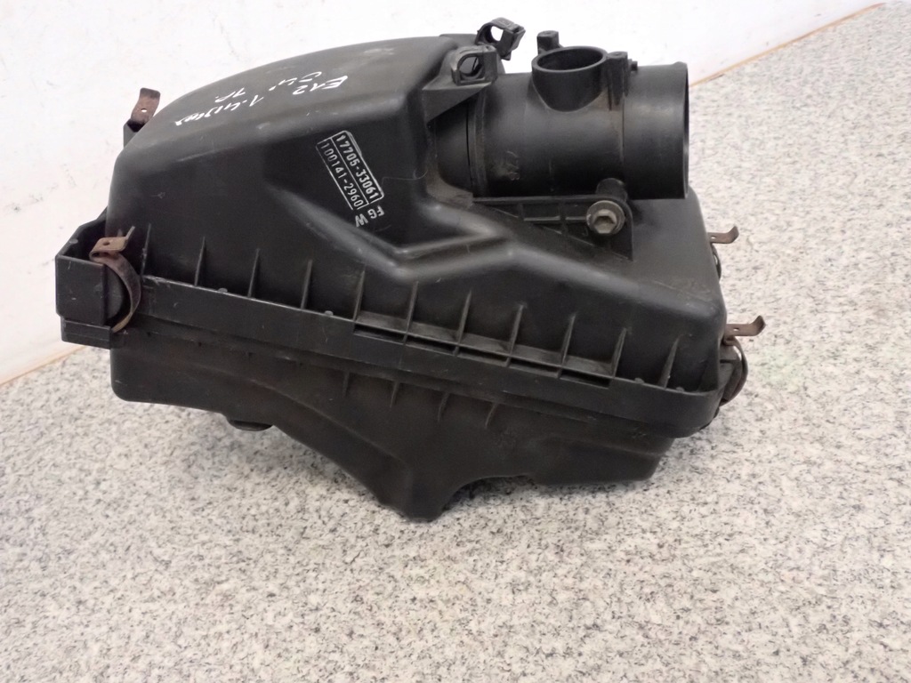 фото №5, Toyota corolla e12 1.4 d4 корпус фільтра повітря