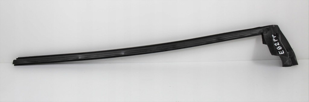 фото №1, Прокладка ущільнювач двері правий перед bmw e82