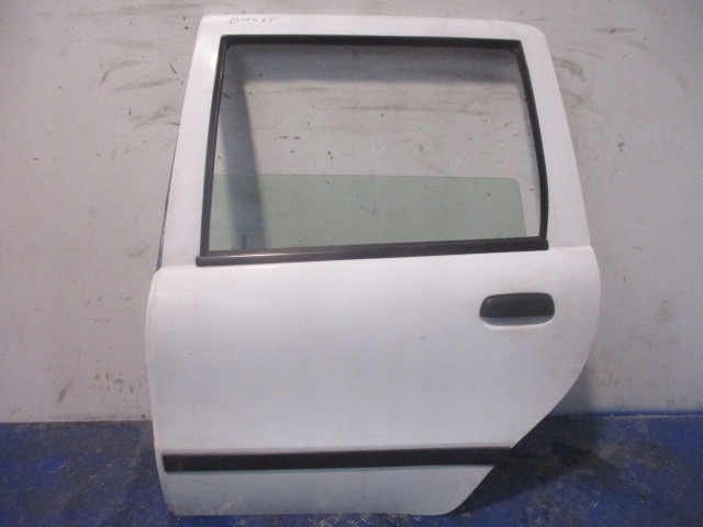 фото №1, Fiat punto i полный дверь задняя левая белый 210