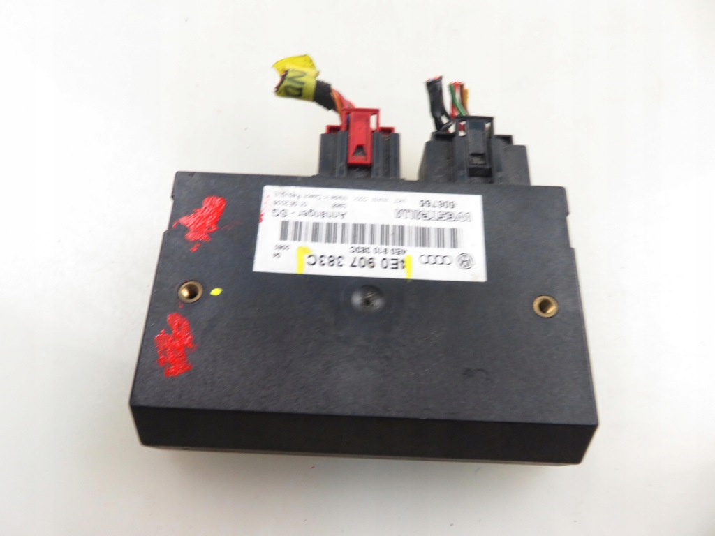 фото №7, Блок керування фаркоп audi q7 4l 4e0907383c