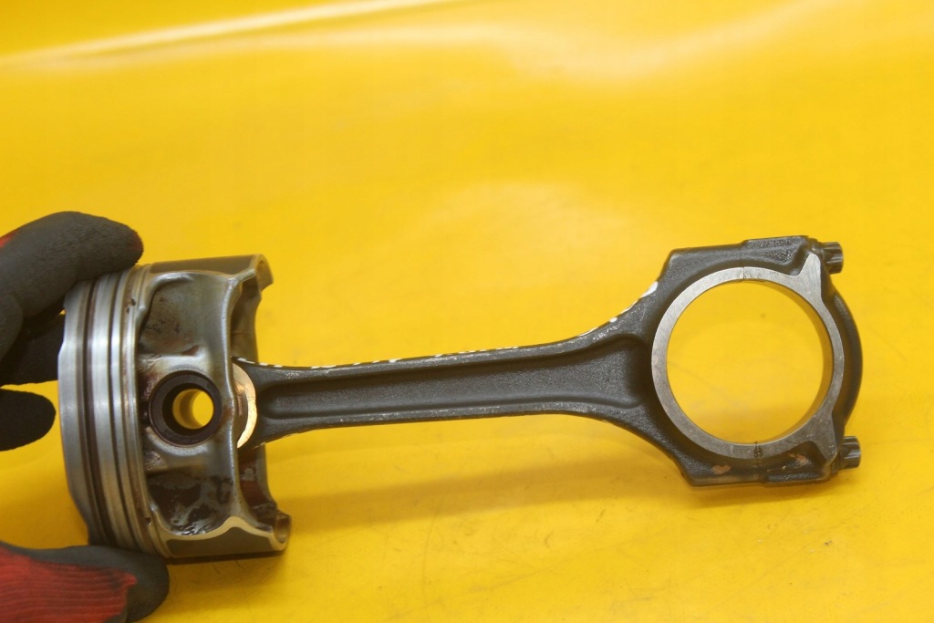 Поршень шатун шатун mercedes w117 w176 cla 1.6 cgi 270 910 a2701617 Недорого