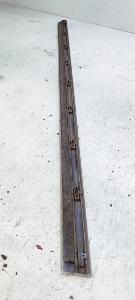 фото №6, Молдинг двері лівий перед audi a3 8p ly9c 8p3853825a