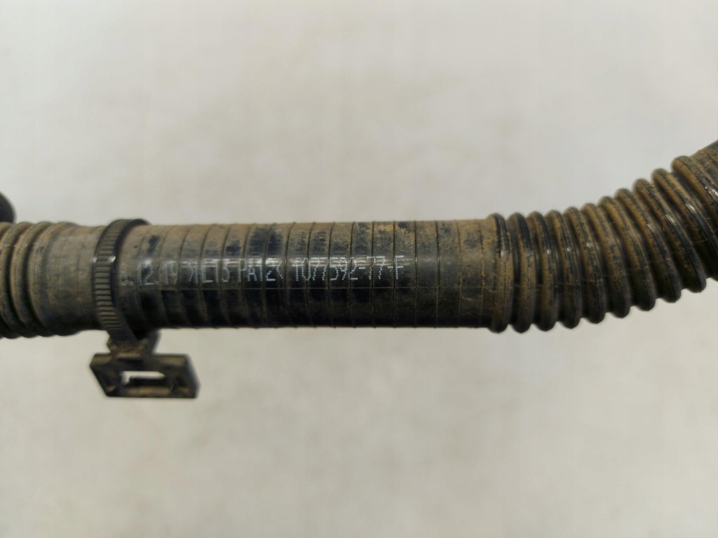 Tesla model 3 труба патрубок води 1077592-77-f Доставка