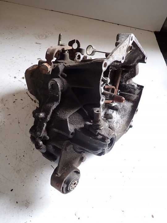 Коробка передач передач peugeot 106 1.1 95r 20cb56 Київ