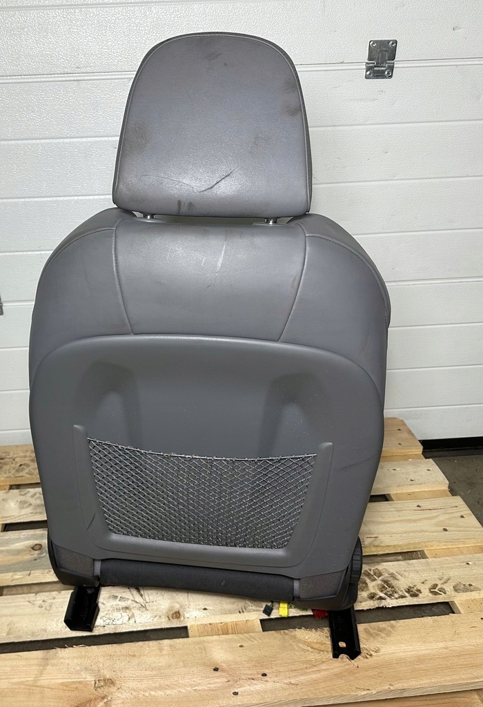 фото №10, Audi a3 s3 8v sline 2017 перед сторона правая сиденья, сиденье 5q4881106d