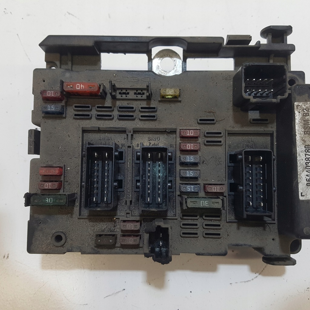 фото №1, Коробка запобіжників peugeot 307 9644038780