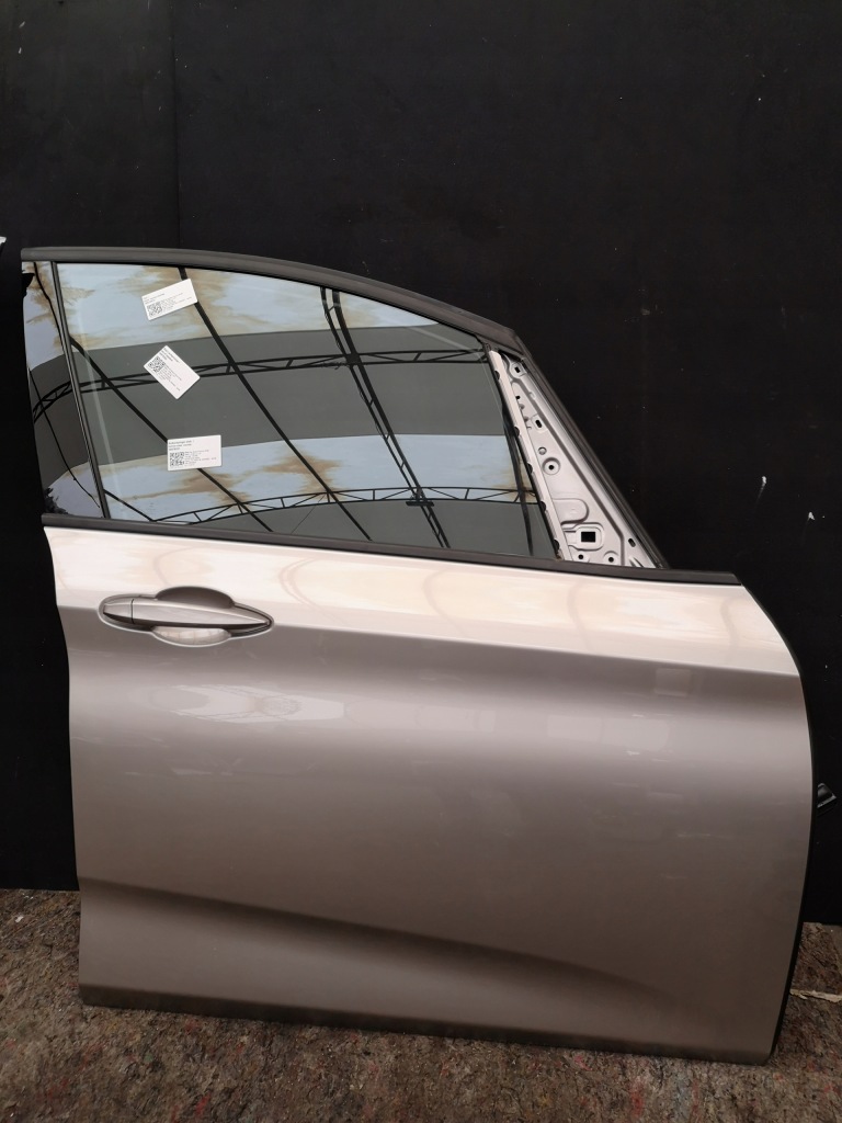 Купить Дверь перед правое bmw f46 lci a72