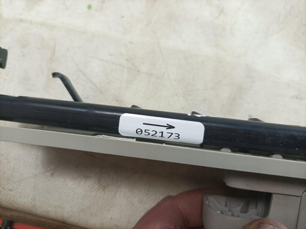 фото №8, Ford fusion 2.0 17- кронштейн элементы салона usa