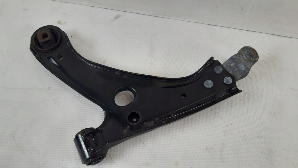 фото №5, Volvo xc40 важіль правий перед 32221282