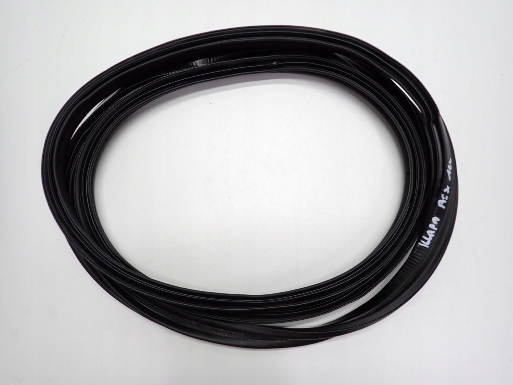 фото №1, Прокладка крышки задняя багажника mitsubishi asx 16r