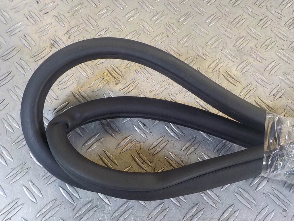 фото №4, Mercedes-benz e w212 09- прокладка двері лівий задня