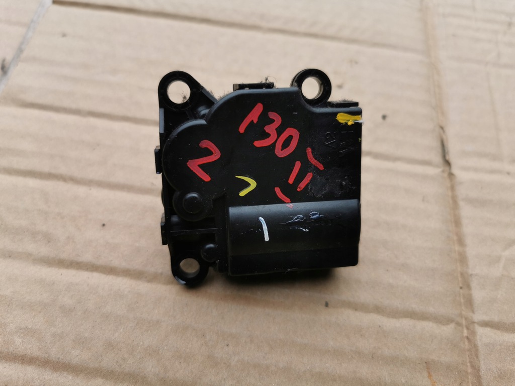 фото №1, Hyundai i30 ii моторчик крышка отопителя