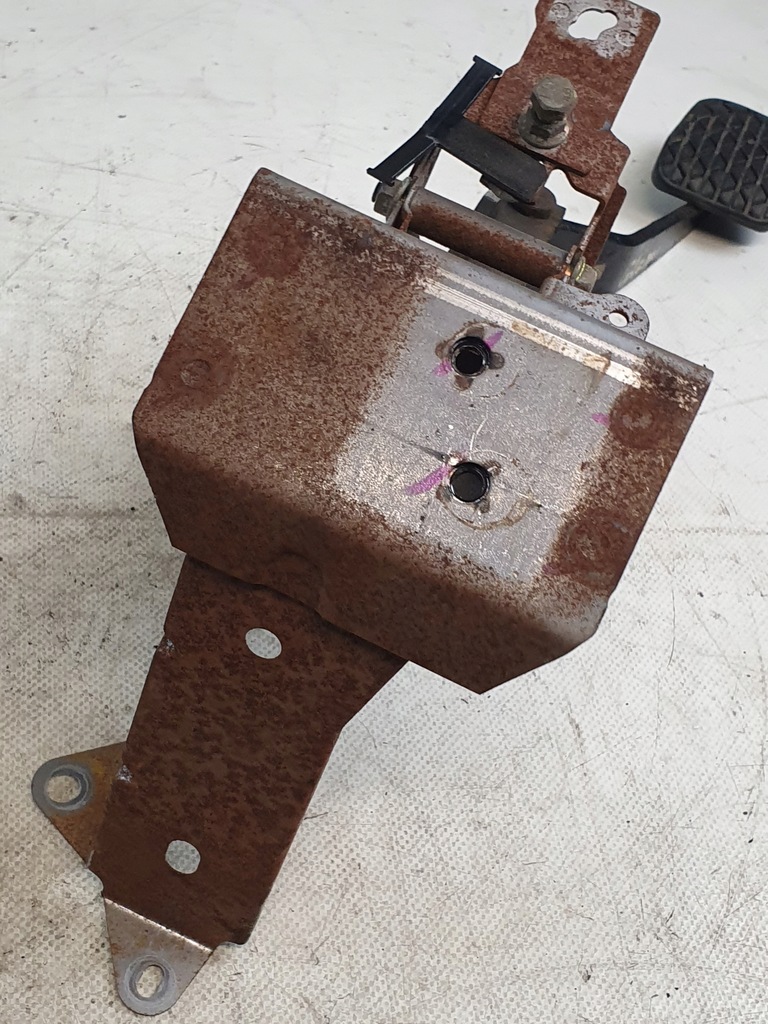 фото №12, Педаль тормоза mazda 6 i gg 02-05r.