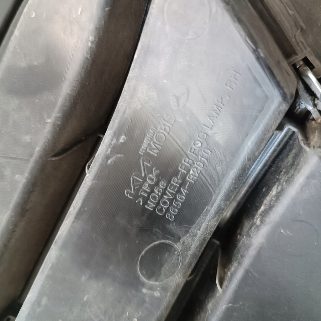 фото №10, Решітка радіатора решітка бампера права kia sportage 5 v 21-