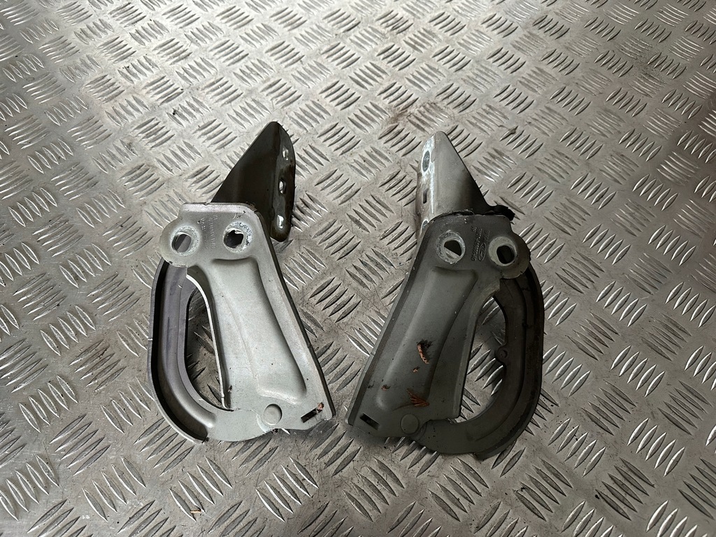 фото №1, Ford focus mk3 петли капот комплект vb