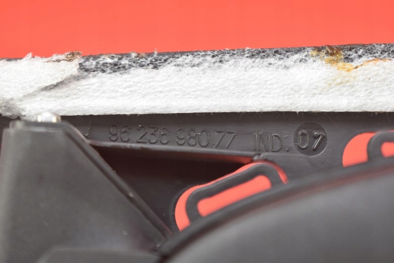 фото №8, Ручка внутренняя правая перед peugeot 206+ plus 3d