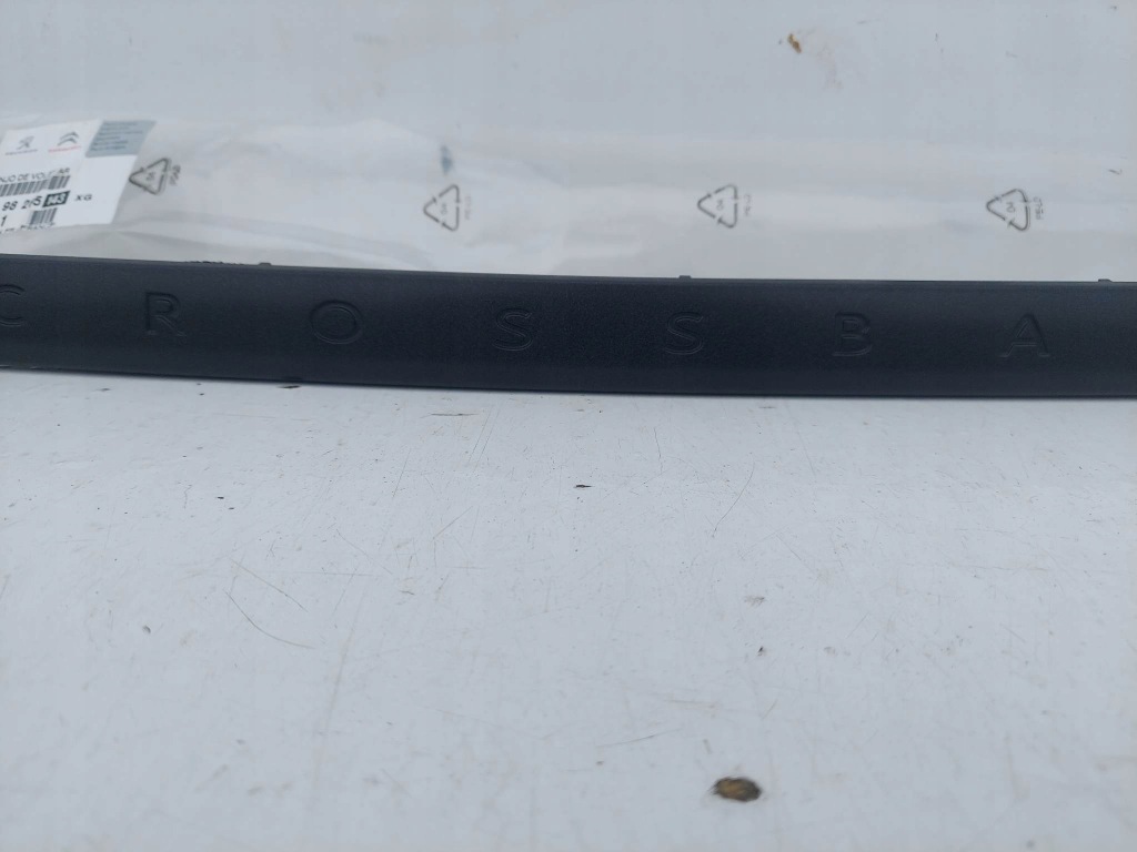 фото №3, Citroen ds7 ds 7 накладка кришки задня молдинг nowa оригінальний номер