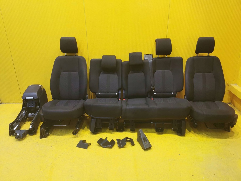 фото №1, Land rover discovery iv 4 l319 сиденье сиденья заднее сиденье туннель комплект