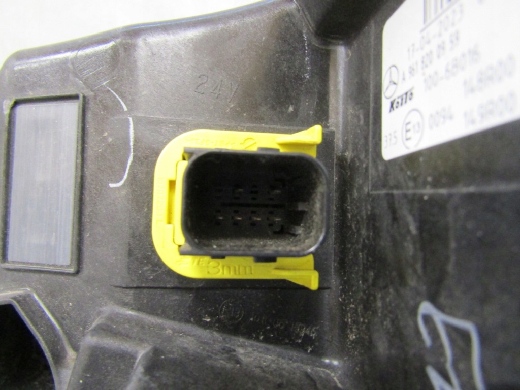Фара перед mercedes actros w961 mp5 mp 5 full led 18- rh a9618200959 в Украине