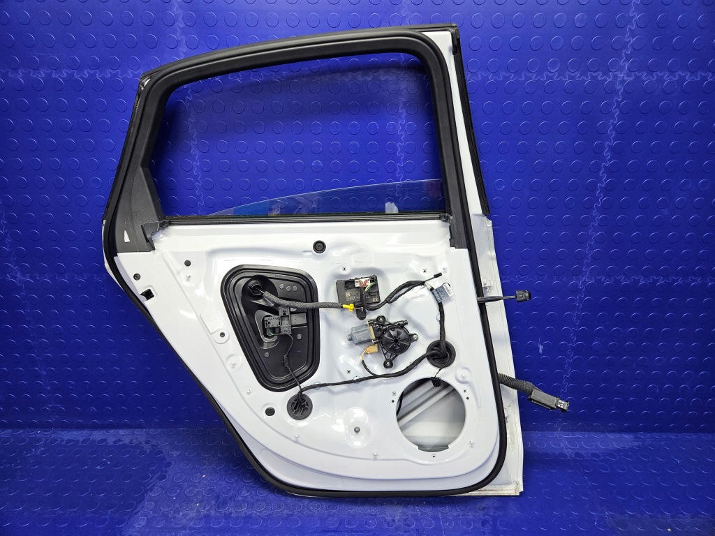 Audi a4 s4 b9 8w седан дверь задние левая задний левая стекло | оригинал ls9r Цена