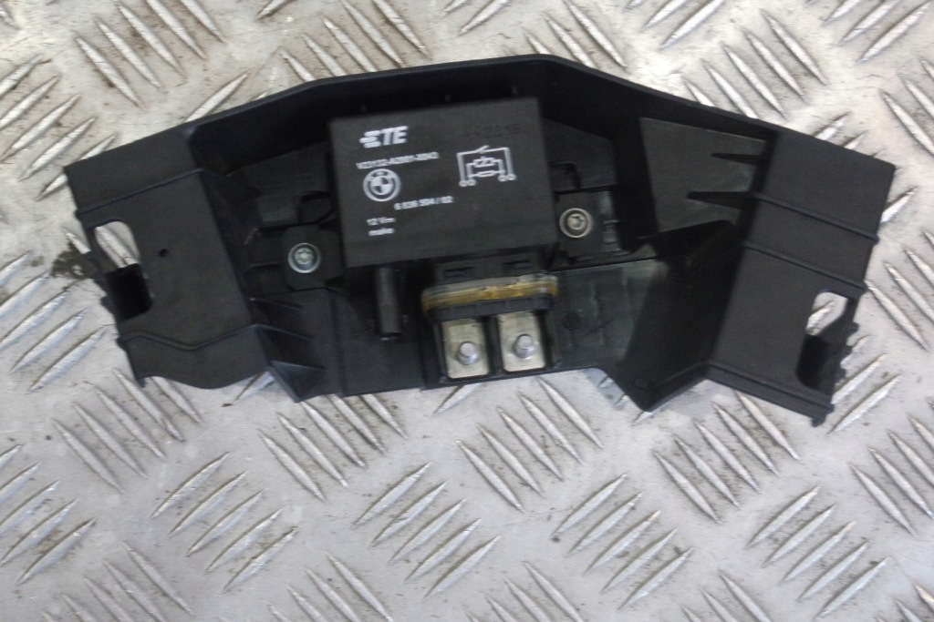 фото №1, Реле wentylatrow bmw xm g09 6836504