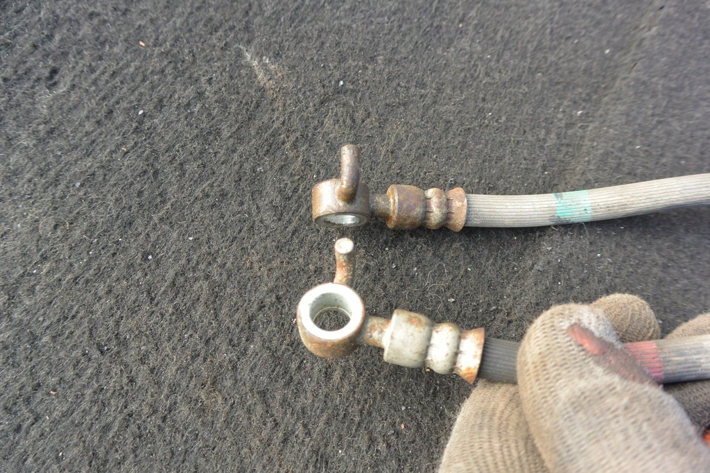 фото №5, Mazda cx9 трубка шланг гальмівний перед права ліва