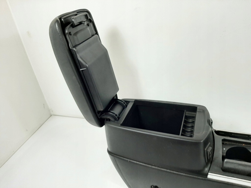 фото №10, Mazda 6 gy kombi lift 07r туннель средний подлокотник