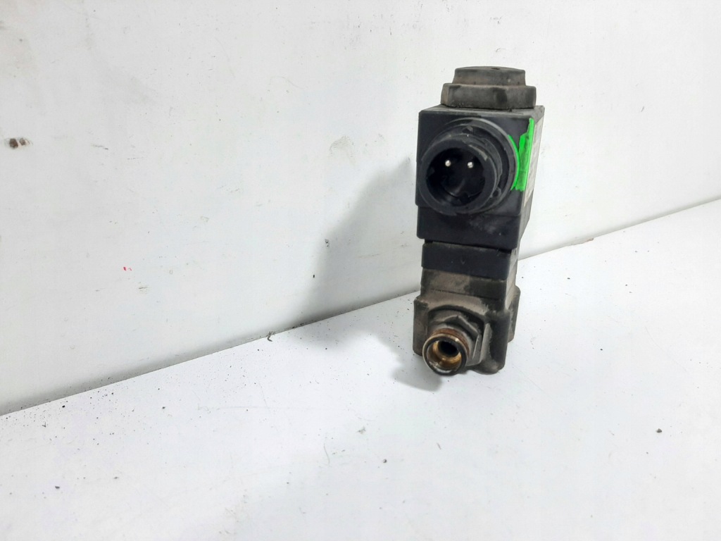 Scania r410 euro6 poj 12742 14r клапан электроклапан нагреватель 2112552 в Украине