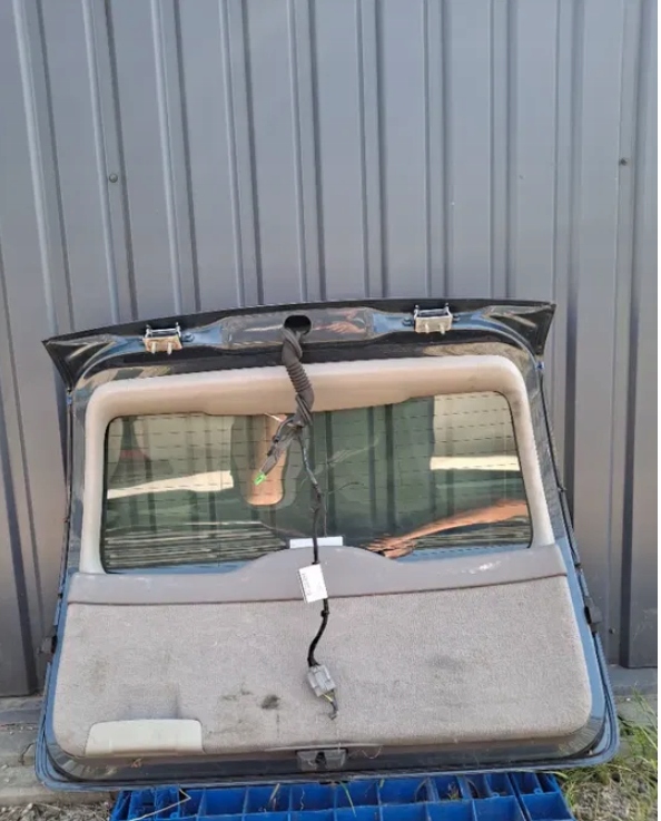 фото №9, Крышка багажника багажника volvo v50 466-46