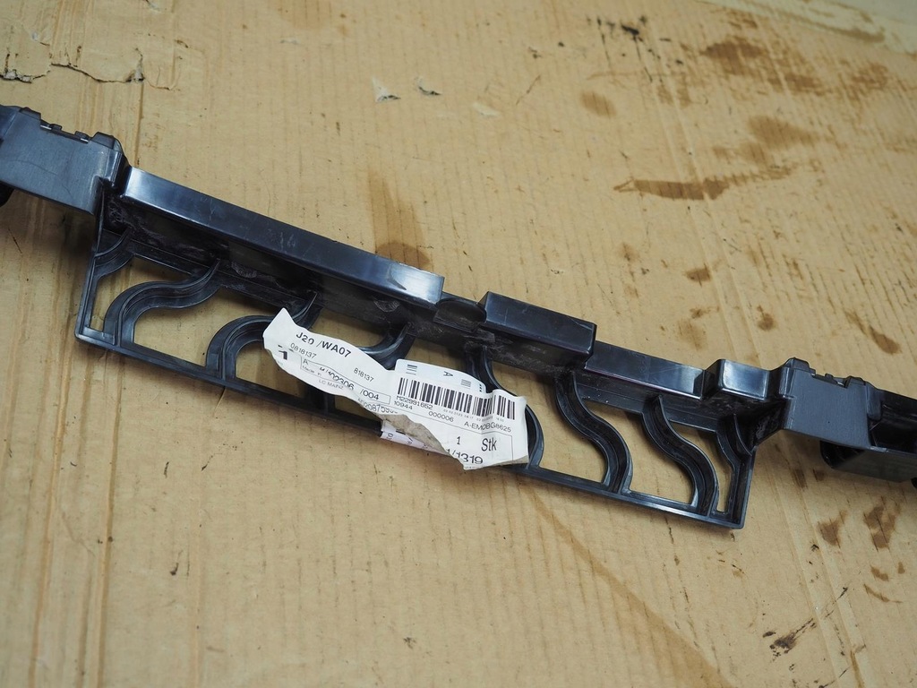 фото №7, W206 mercedes напрямна підсилювач 2068857900