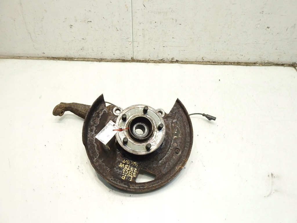 фото №8, Ступица поворотный кулак левый перед land rover discovery iii 2.7 v6 rub000231