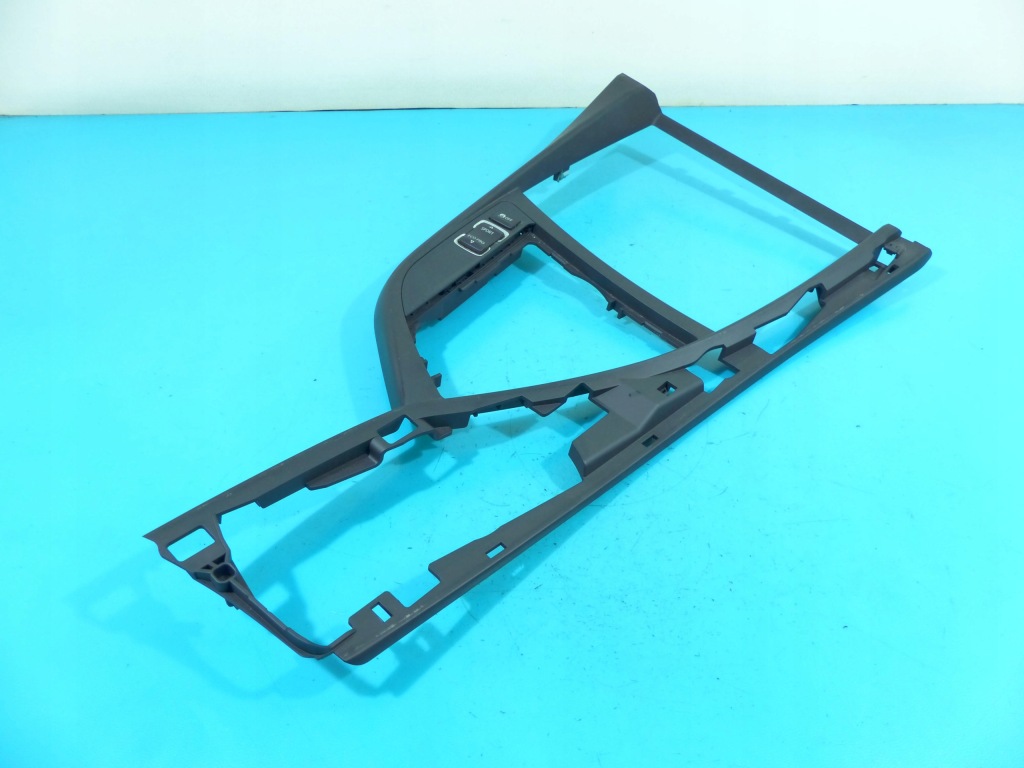 фото №1, Молдинг рамка туннель среднего bmw 1 f20 eu