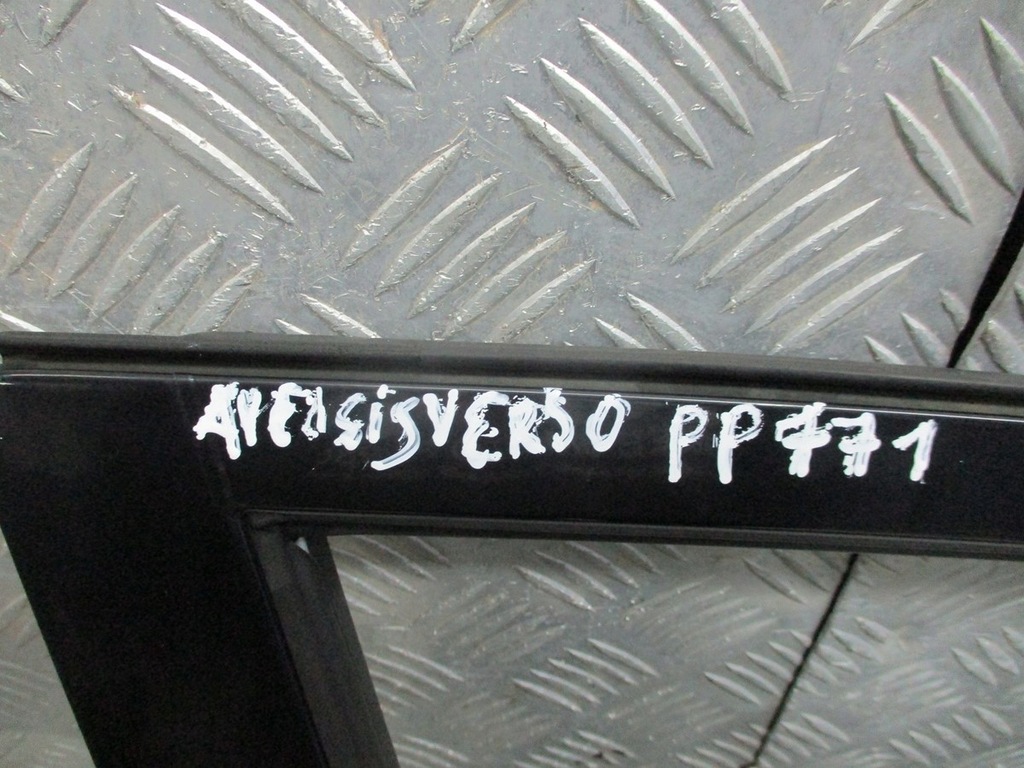 фото №7, Дверь правый перед toyota avensis verso 771