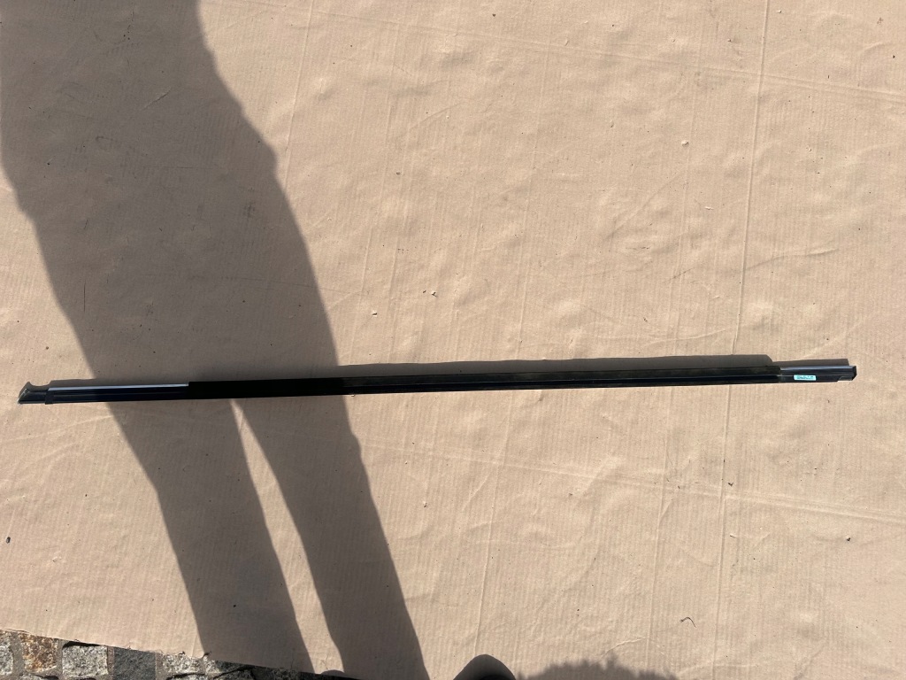 Opel insignia a молдинг уплотнитель левая перед 13228107 оригинал Недорого