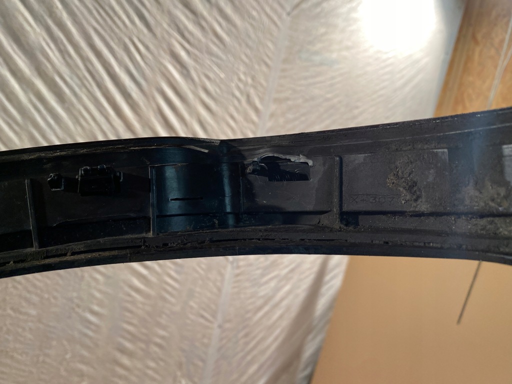 фото №7, Audi q5 80a молдинг крыла правый задняя 80a853818b