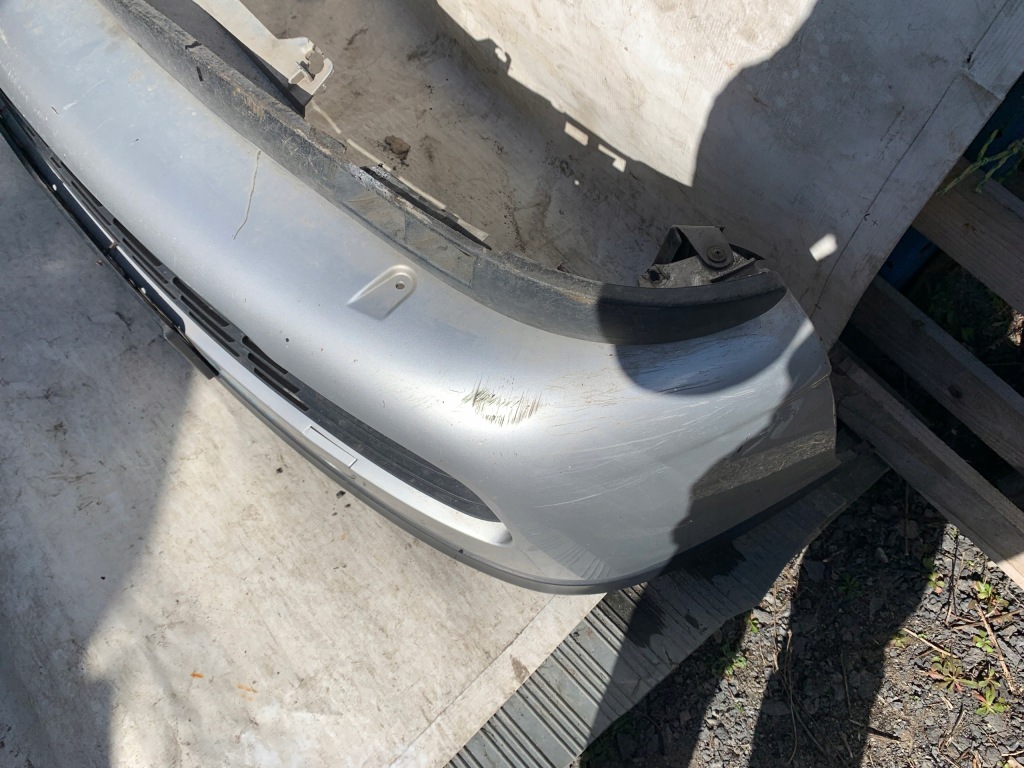 Купить Opel zafira a бампер перед передний z147