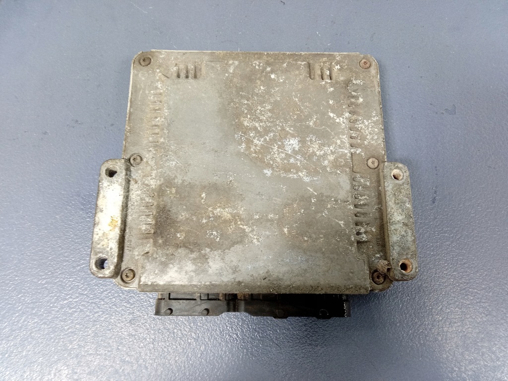 фото №5, Voyager iv 2.5 crd блок управления двигателя p04727664ae